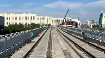 Укладку 50% рельсовой линии LRT завершили в Астане