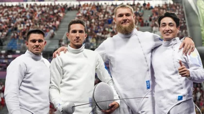 Казахстан завоевал серебряную медаль на чемпионате Азии по фехтованию