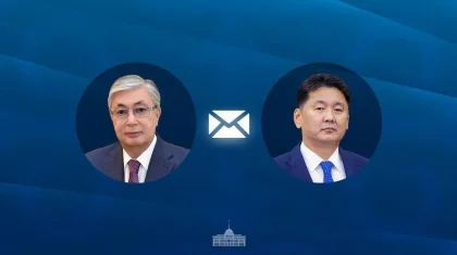 Токаев поздравил Ухнаагийна Хурэлсуха с праздником Наадам