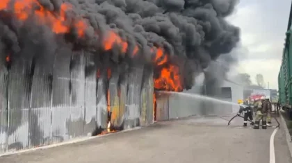 По повышенному рангу: крупный пожар тушат в Алматы (ВИДЕО)