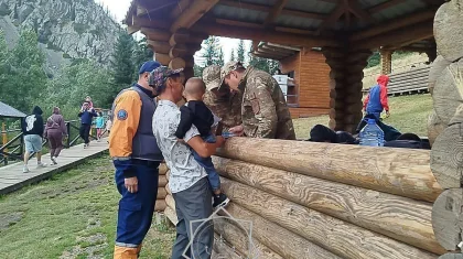 Двухлетний мальчик пропал на Кольсайских озерах в Алматинской области