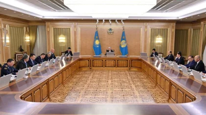 Токаев поручил перевести коммуникации на казахстанский мессенджер