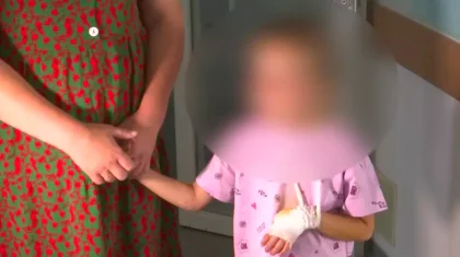 «Будет инвалидность»: девочка потеряла палец на аттракционе в Актобе
