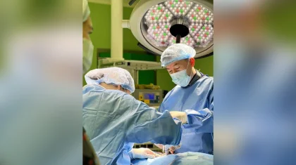 «Лицо, руки и ноги дергались непроизвольно»: уникальную операцию провели в Актау