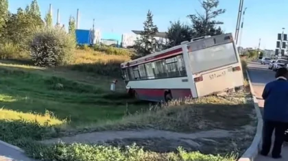 ДТП с автобусом в Астане: в салоне были строители LRT