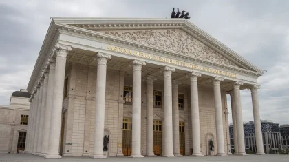 В Казахстане стали чаще ходить в театр