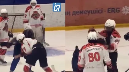 Юные хоккеисты устроили драку на льду в Павлодаре (ВИДЕО)