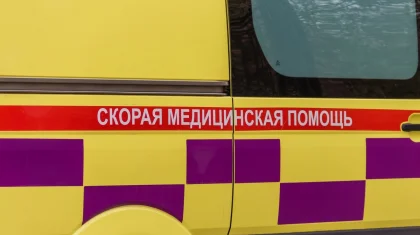 В Талгаре перевернулась машина скорой помощи после столкновения с Lexus