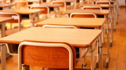Родители обвинили учительницу в мошенничестве в Атырау