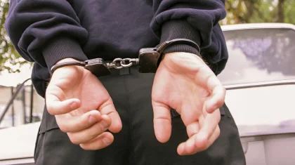 Двух иностранцев из межгосударственного розыска поймали в Алматы