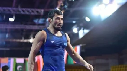 Демеу Жадраев поборется за «бронзу» чемпионата мира по греко-римской борьбе