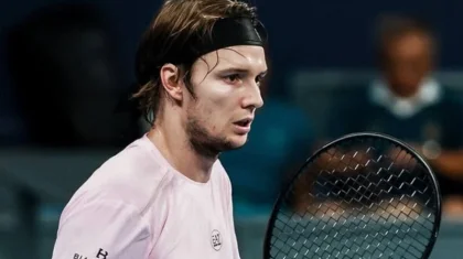 Бублик стал чемпионом турнира серии ATP 250 в китайском Ханчжоу