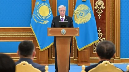 Президент поздравил педагогов с наступающим Днем учителя