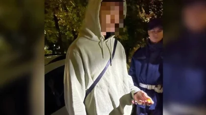 Выдала вспышка телефона: молодого парня задержали в Уральске