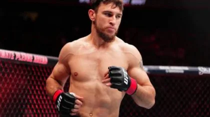 Полным разгромом закончился бой казахстанца с соперником из США в UFC