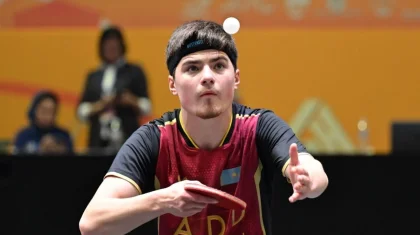 Казахстанец обыграл чемпиона мира и вышел в полуфинал China Youth Smash