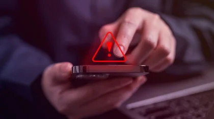 Казахстанцам рассказали, в каких случаях SMS от 1414 не стоит никому пересылать
