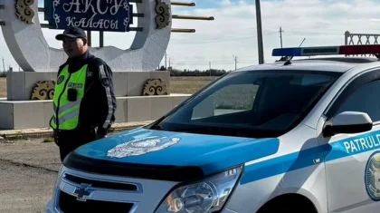 Одна сбила, другая переехала: мужчина погиб под колесами авто в Павлодарской области
