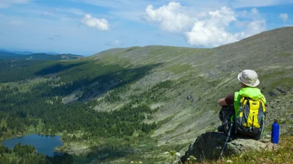 Сколько дней проводят иностранные туристы в Казахстане и тратят денег