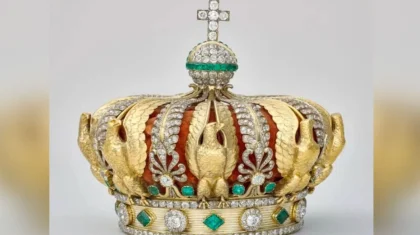 Ограбление века: из Лувра похищены королевские драгоценности на 100 млн долларов