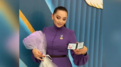 «Сбылась мечта моей мамы»: Баян Алагузова стала заслуженным деятелем Казахстана