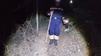 Спасатели МЧС нашли в горах и вернули домой 10 туристов