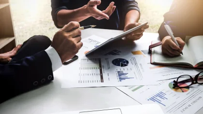 Кто и за что получил от государства безвозмездно по 1,5 млн тенге