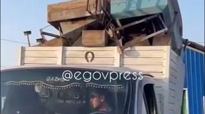 «Грузят с могил металл»: казахстанка сняла, как с кладбища вывозят оградки (ВИДЕО)