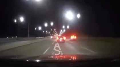 Audi протаранил Volkswagen и вылетел на встречку в Астане (ВИДЕО)