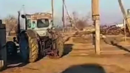 Пьяный тракторист без прав задержан в области Абай (ВИДЕО)