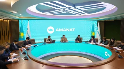 Цифровая грамотность: партия «AMANAT» оказывает всестороннюю поддержку учителям