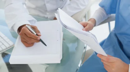 Карагандинка засудила три больницы из-за смерти своего 16-летнего сына