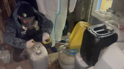 Получали «зарплату» криптовалютой: спецназ устроил облаву в Караганде (ВИДЕО)