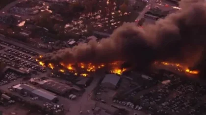 Число жертв крушения грузового самолета в США возросло до 12