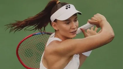 Рыбакина выиграла третий матч на Итоговом турнире WTA