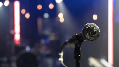Петь под фонограмму на концертах с более чем 200 зрителями запретят в Казахстане