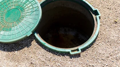 Мужчина упал в шестиметровый колодец в Костанайской области (ВИДЕО)