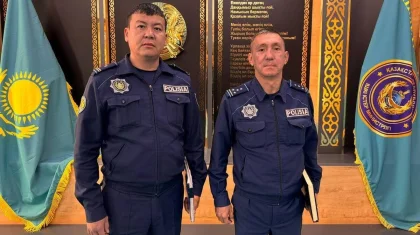 Был без сознания на обочине дороги: участковые предотвратили трагедию в Сарыагаше (ВИДЕО)