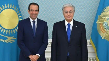 Токаев обсудил развитие падела с президентом международной федерации в Акорде