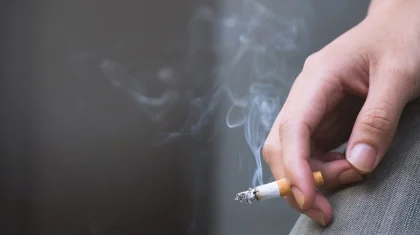 Тлеющая сигарета едва не убила мужчину в Степногорске (ВИДЕО)