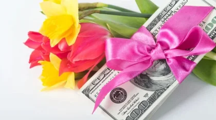 «Запах Бишимбаева»: мужчина подарил девушке 5 млн тенге, чтобы просто познакомиться (ВИДЕО)