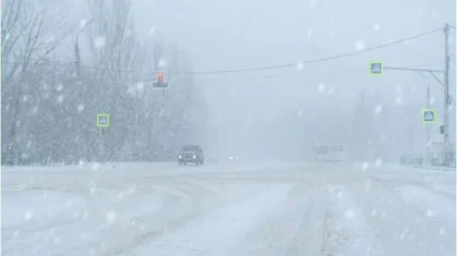 Сложные погодные условия прогнозируют на трассах в 6 областях Казахстана