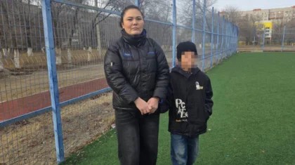 «Свалил и бил по ноге»: старшеклассник избил пятиклассника в Актобе