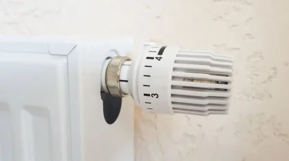 Алматинцев заставляли переплачивать за повторное подключение к теплу