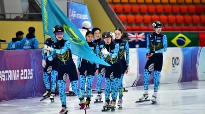 Казахстанские юниоры выиграли золото на Кубке мира по шорт-треку
