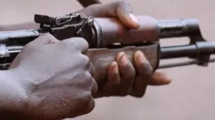 Нападение на школу в Нигерии: убит учитель, похищены не менее 25 девочек