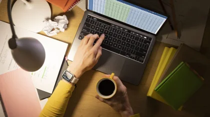 «Работает с 8 до 6? Это трудовой договор»: в Минтруда поставили точку в спорах о ГПХ