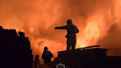 Погибли в пожаре 12 человек в Алгабасе: причиной мог стать неисправный удлинитель — МЧС