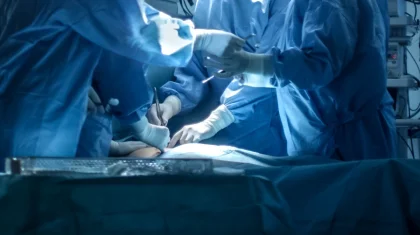 Сложнейшую операцию пациенту с разрывом аорты провели хирурги в Алматы