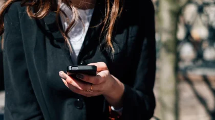 Как избежать штрафов в 2026 году: налоговый консультант в телефоне поможет казахстанцам